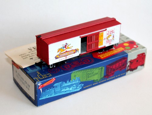 TRES RARE! ROUNDHOUSE HO 3808 WAGON ANNIE OAKLEY TRANSPORT ANIMAUX CIRQUE CHEVAL | Zustand: Occasion