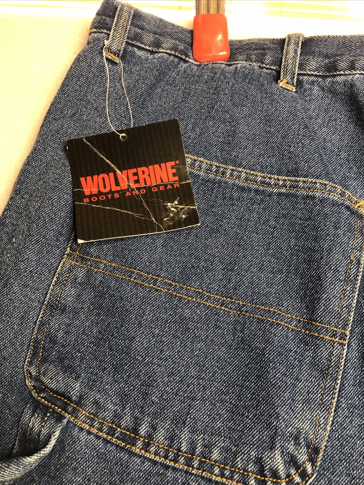 Wolverine NEW w Tags Mens Jeans Size 48x32 Hammer Loop Denim Carpenter