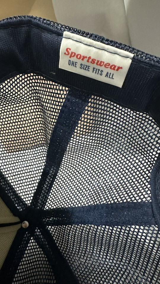 Vintage 80's Snapback Trucker Hat NEW DEAD STOCK RACCOON SALOON BAR cap