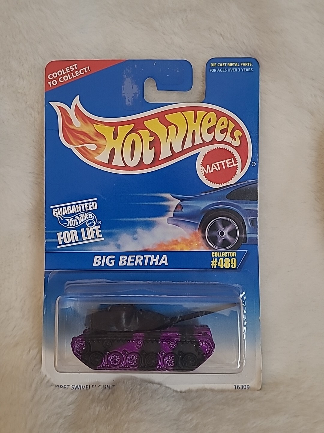 1995 Hot Wheels Big Bertha purple & black #489 Mattel Blue Card Vintage