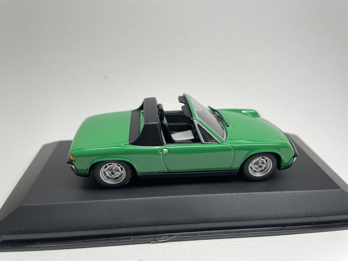 minichamps】【ミニチャンプス】 1/43 Porsche 914 1969-73 silver met
