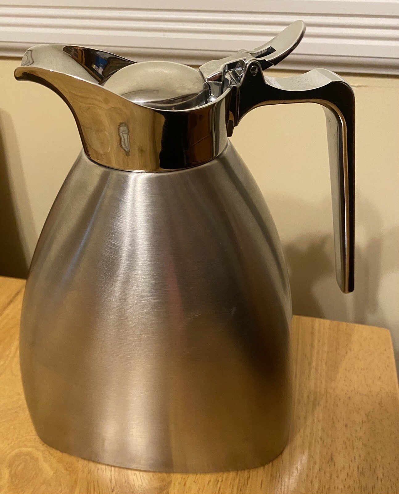 SPRING USA 17600 Insulated Vacuum Beverage Server Carafe Pitcher 34 oz