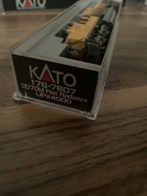 KATO N EMD SD70M Flat Radiator Union Pacific Locomotive | eBay
