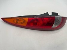 Feu arrière Nissan ALMERA