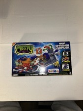 NEW JAKKS PACIFIC CREEPY CRAWLERS BUG SMASHER GRINDER SET
