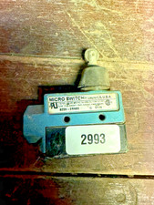 Honeywell MicroSwitch BZE6-2RN80 Plunger Limit Switch