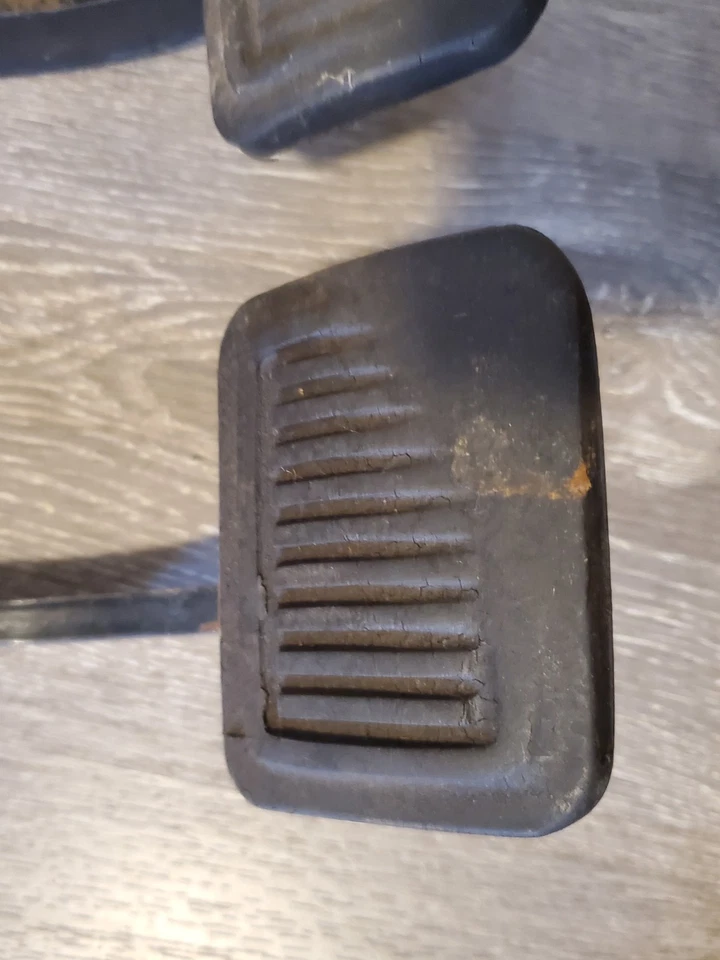 1981-1987 Dodge RAM D150 D100 Ramcharge MANUAL CLUTCH Brake PEDAL ASSEMBLY Foto 4 de 4