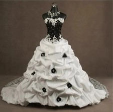 Black And White Gothic Wedding Dresses Ruched Satin And Lace Vintage Victorian