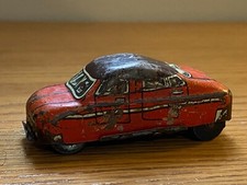 Vintage Tin Windup Toy Car Works ax-03