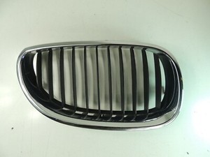BMW 5er E61 E60 Kühlergrill Niere Nieren Ziergitter rechts 7027066