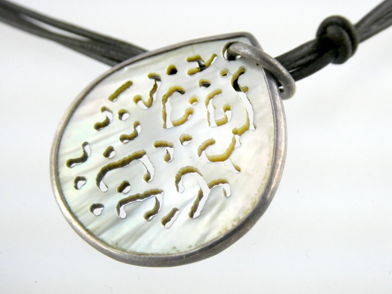 Silpada Sterling Silver Openwork Shell Pendant Ne… - image 10