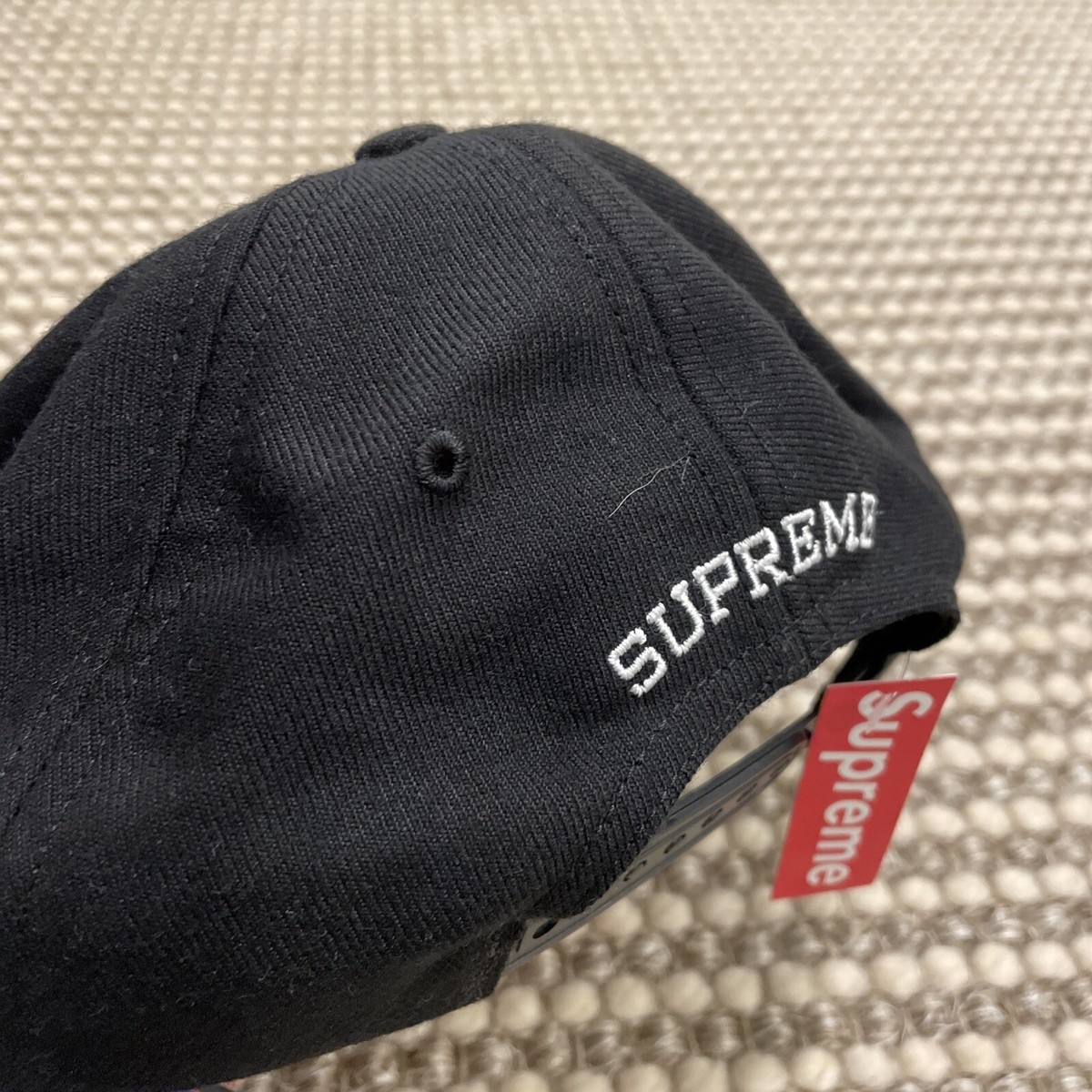 Supreme SS18 Metallic Arc 6-panel Cap One Size Black/Bronze Logo