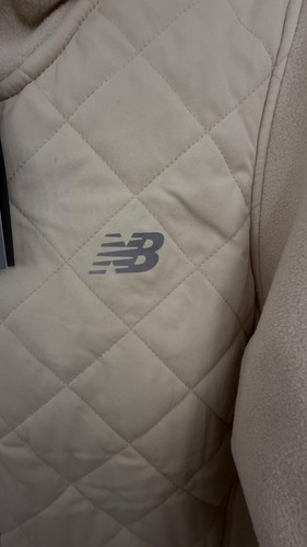 New Balance Sz Large Quilted Fleece Running Jacket Hooded Zip Side Pockets NWT - Picture 3 of 11