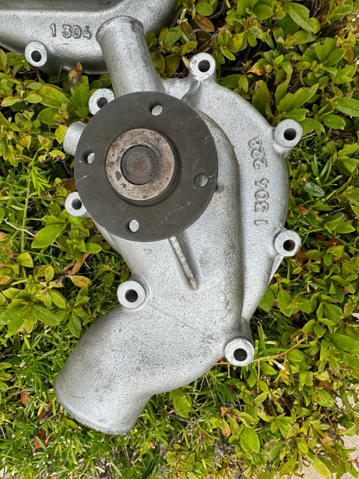 BMW M1 M88 Water pump ,#1304228