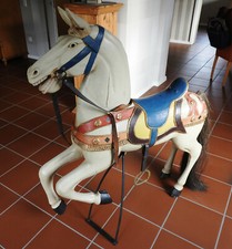KARUSSELL - PFERD - ANTIK - MASSIVHOLZ - SELTEN - GROSS - DEKO - HINGUCKER