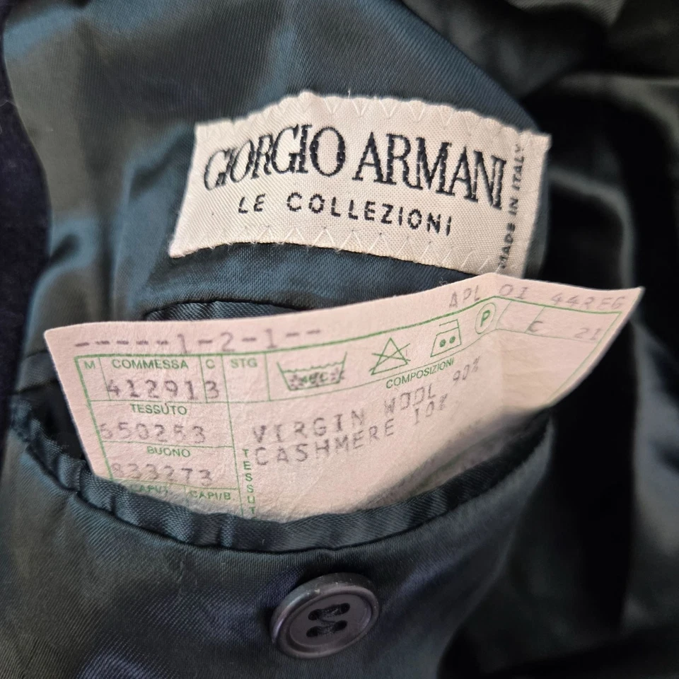 Abrigo Giorgio Armani Le Collezioni Mezcla Lana y Cachemira Tres Botones Talla 44R Foto 3 de 4