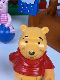 LEGO Duplo 2987 Winnie The Pooh  Welcome To The Hundred Acre Wood 1999 Complete