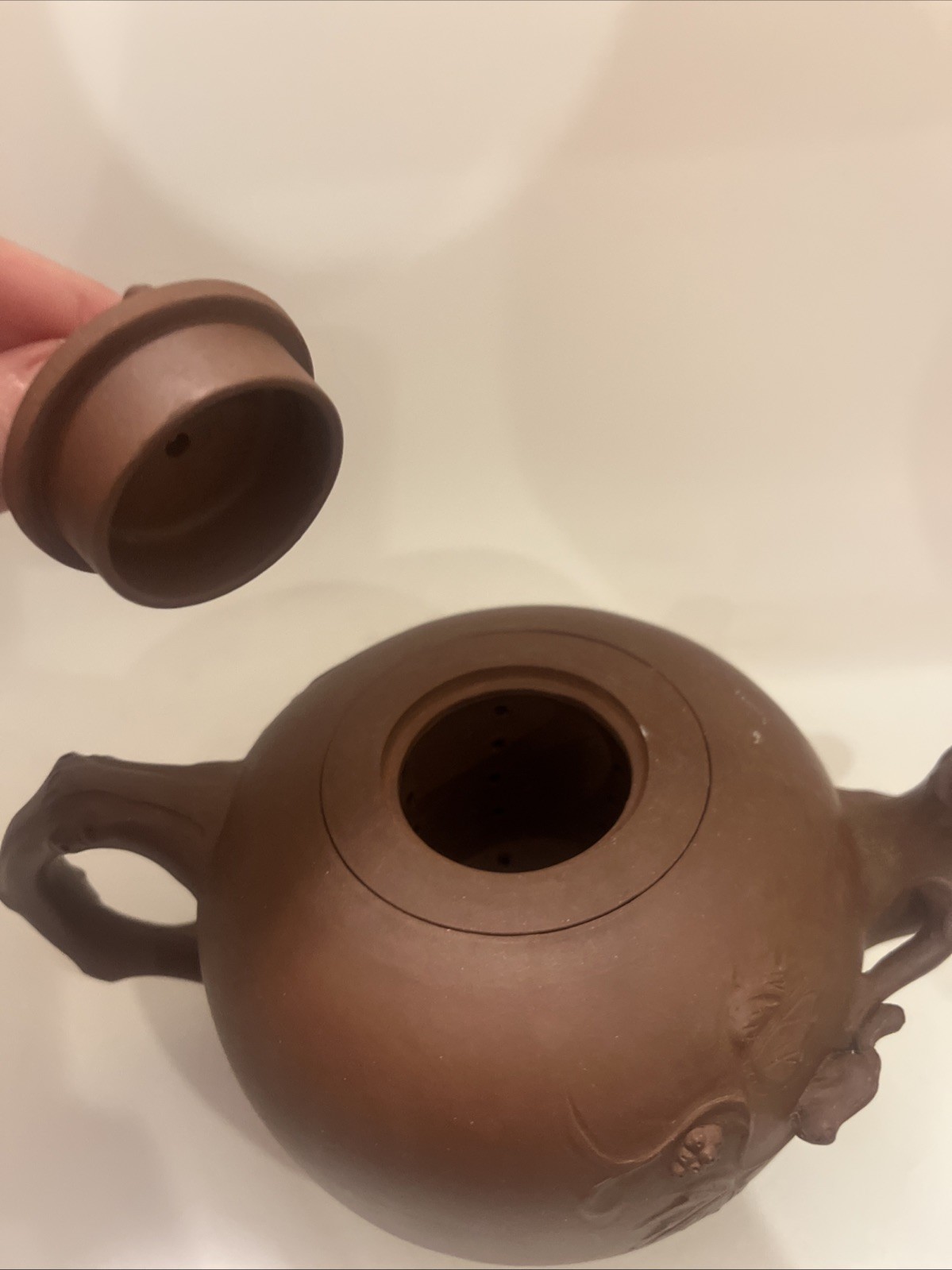 VTG Yixing Zisha Clay Teapot & 4 Cups - Chinese Tree Animals Squirrels Rare