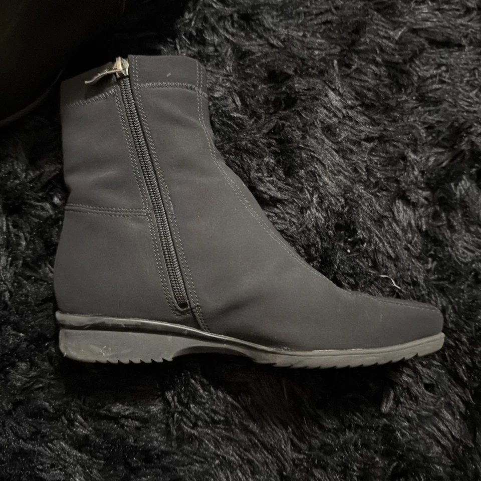 Bota Ara Feminina Black Page Luftpolster Tamanho 6.5 Impermeável Gortex - Imagem 4 de 4