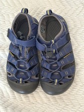 Keen Newport H2 Blue Hiking Water Sandals Big Kids Size US 1