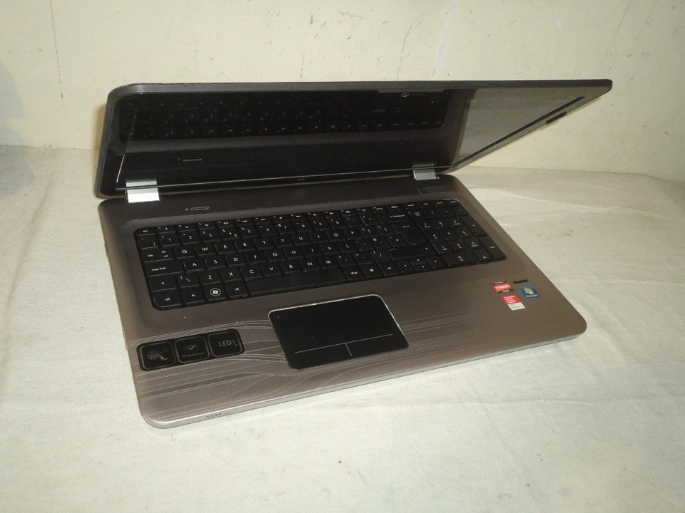 Hp Pavilion DV7 Phenom II P820 Triple Core  17.3" Wind 7 Laptop 1Tb HDD 8Gb Ram - Image 2 of 4