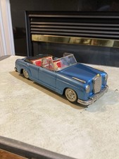 BANDAI  MERCEDES BENZ 2/9 Car 4 DoorConvertable Tin Friction Toy Japan