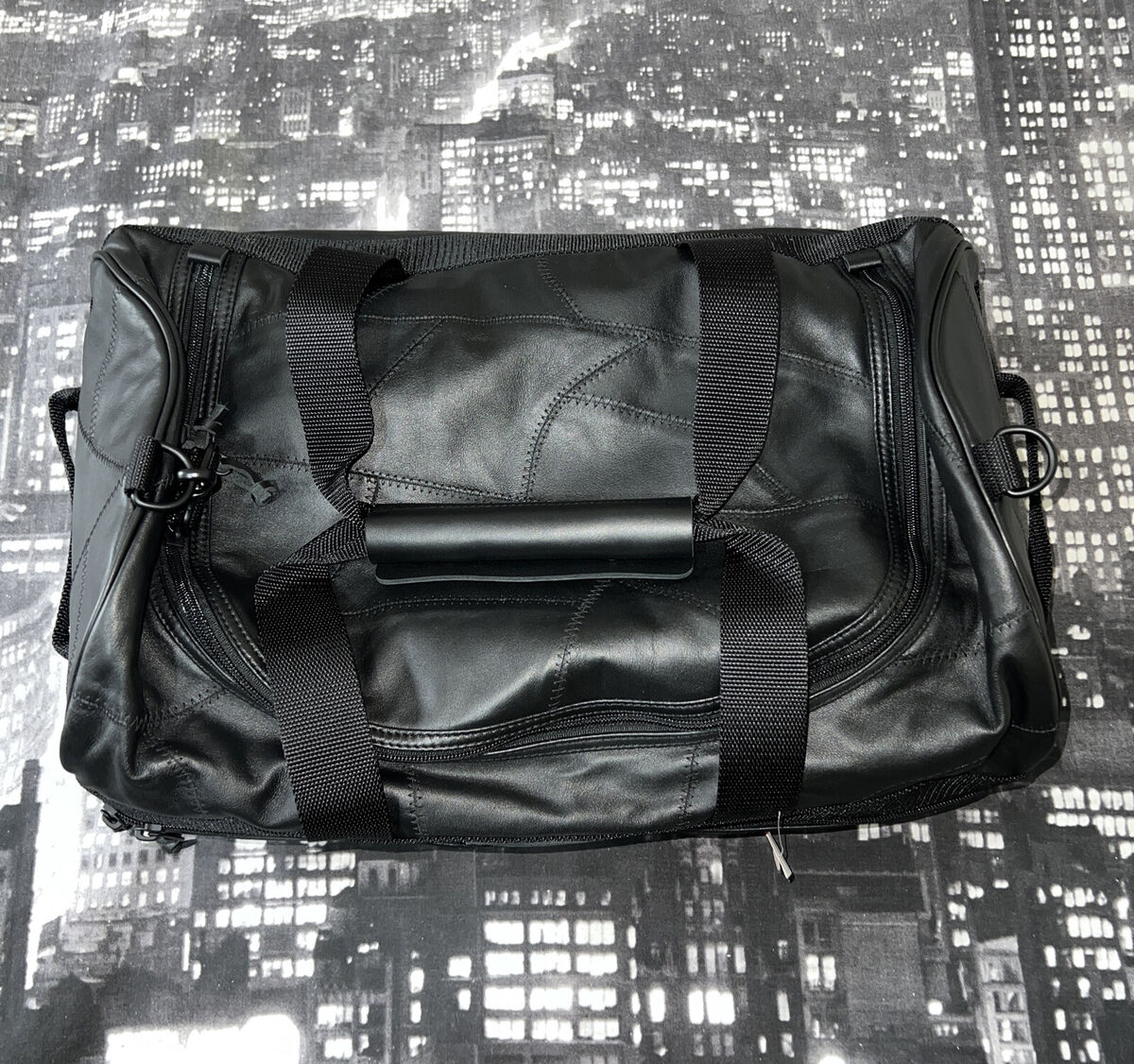 Supreme Patchwork Leather Duffle Bag Black!FW19!!BNWT!100 Supreme Patchwork Leather Duffle Bag Black!FW19!!BNWT!100