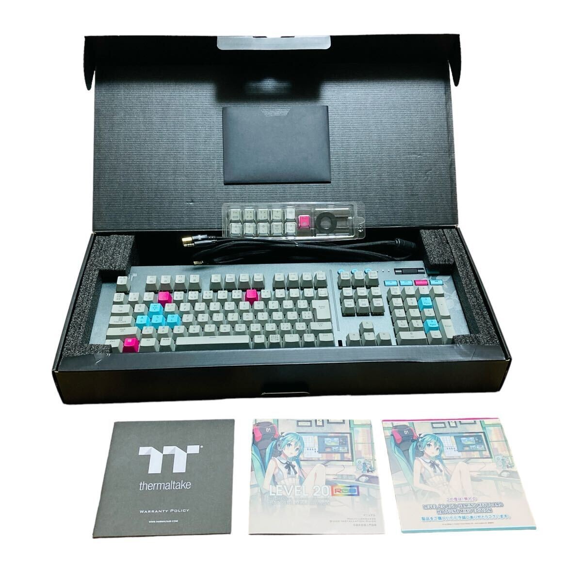 Thermaltake Level 20 RGB Mechanical Gaming Keyboard Hatsune Miku 