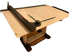 tavolo da disegno tecnigrafo