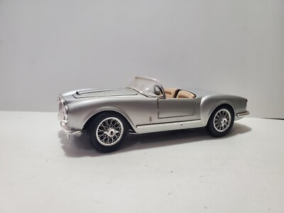 Bburago 1955 Lancia Aurelia B24 Spider Convertible 1:18 Scale Diecast Car Silver
