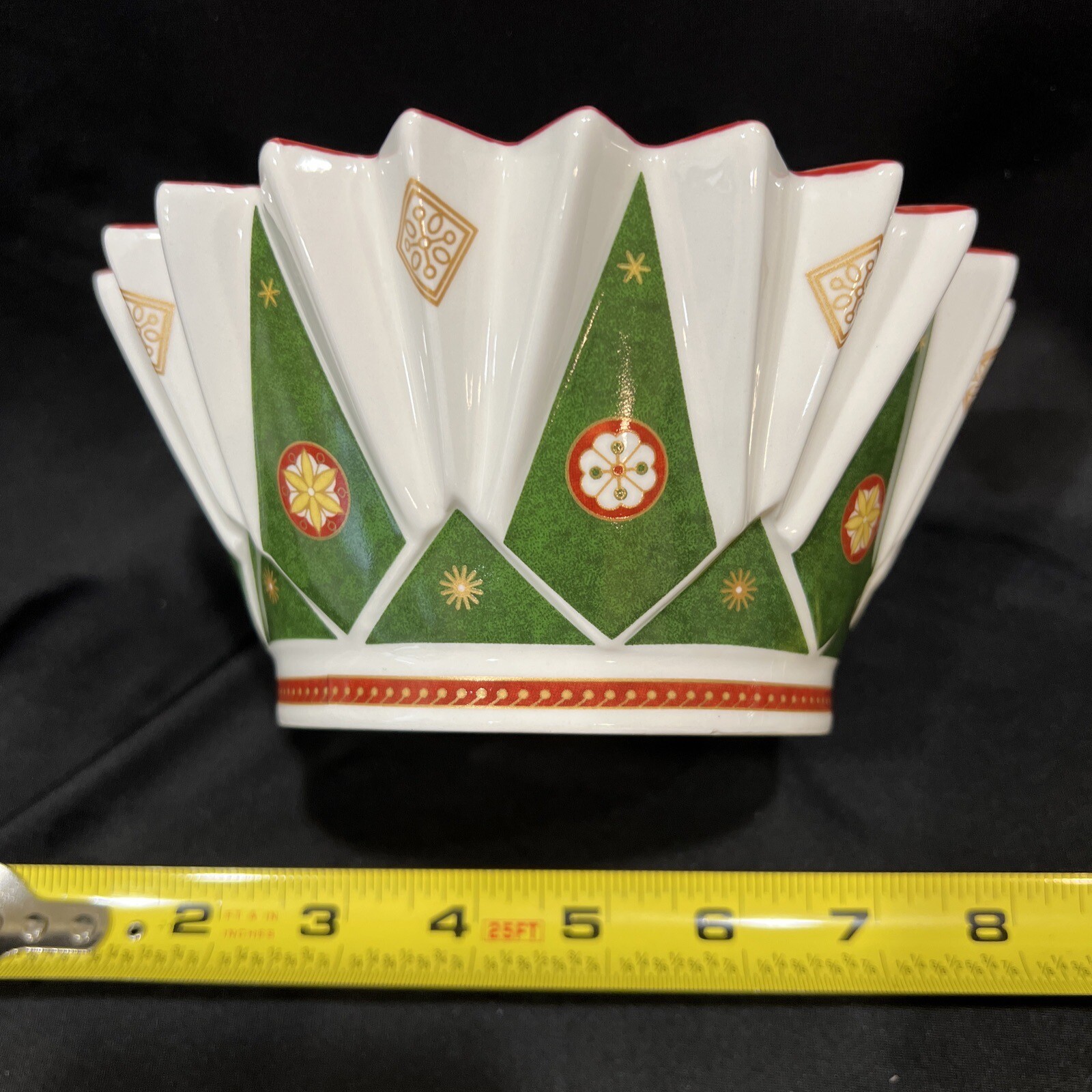 VILLEROY & BOCH 1748 STARBURST CHRISTMAS SERVING BOWL 6.5X3