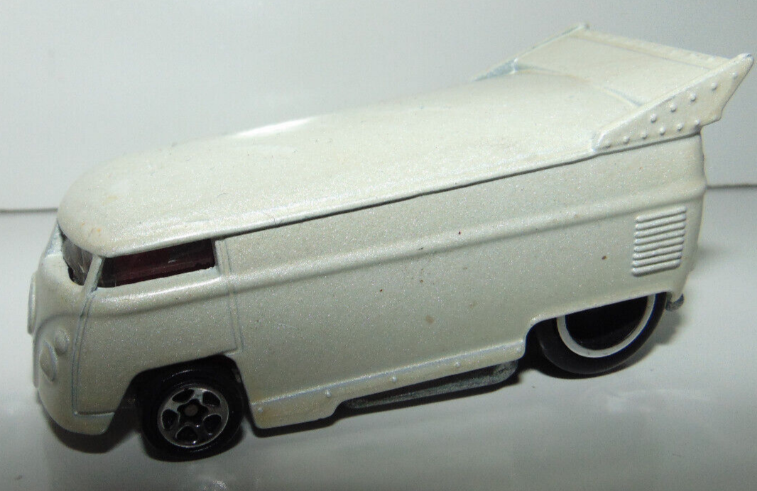 ミニカー Hot Wheels VW Bus Hot Wheels White Volkswagon Drag Bus VW Van Flip Top 1995 Diecast