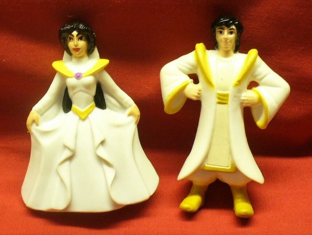 DISNEY Aladdin Vinyl Figurines-Jasmine & Jafar in Wedding Clothes 3