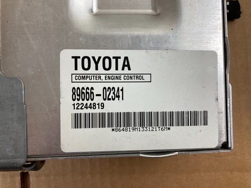03-04 Toyota Corolla Matrix 1.8L Engine Computer Control Module ECM 89666-02341 - Picture 2 of 3