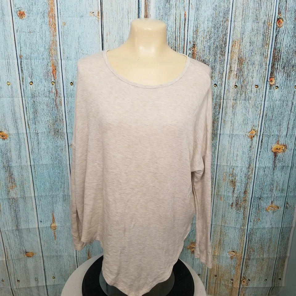 Suéter Pulôver Tresics Feminino Tamanho Pequeno Cinza Corante Espacial Manga Dolman  - Imagem 2 de 4