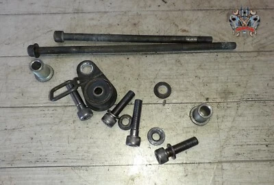 KIT FIXATION MOTEUR YAMAHA 1000 THUNDERACE de 1996 à 2002 - réf : 102 - Photo 1/4