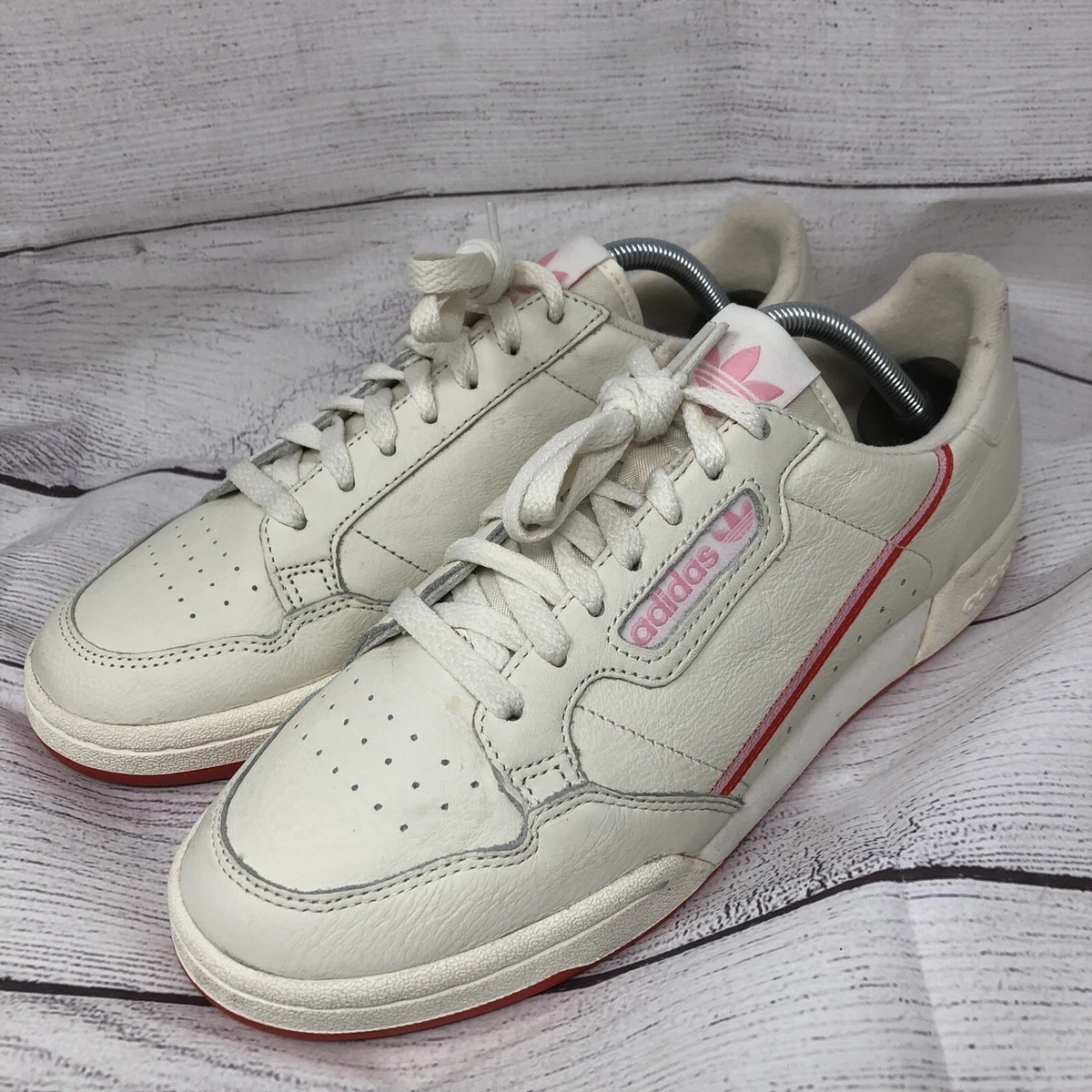 Adidas originals hotsell continental 80 women's