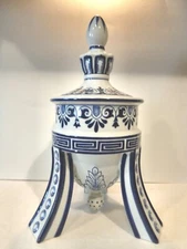 BOMBAY COMPANY 3-FOOTED BLUE WHITE PORCELAIN GINGER TEMPLE JAR