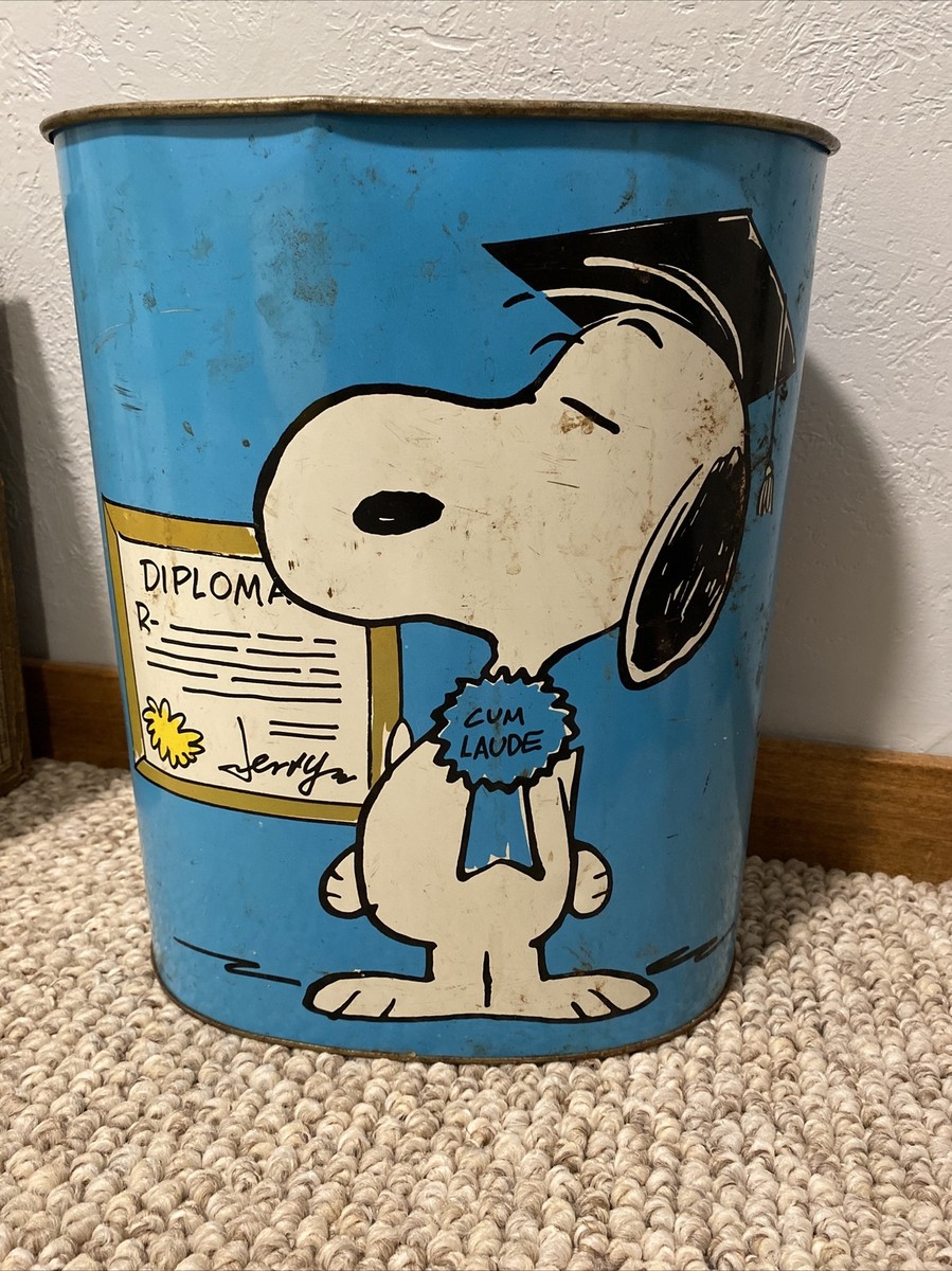 Vtg Peanuts Cheinco Charlie Brown Snoopy Metal Garbage Can