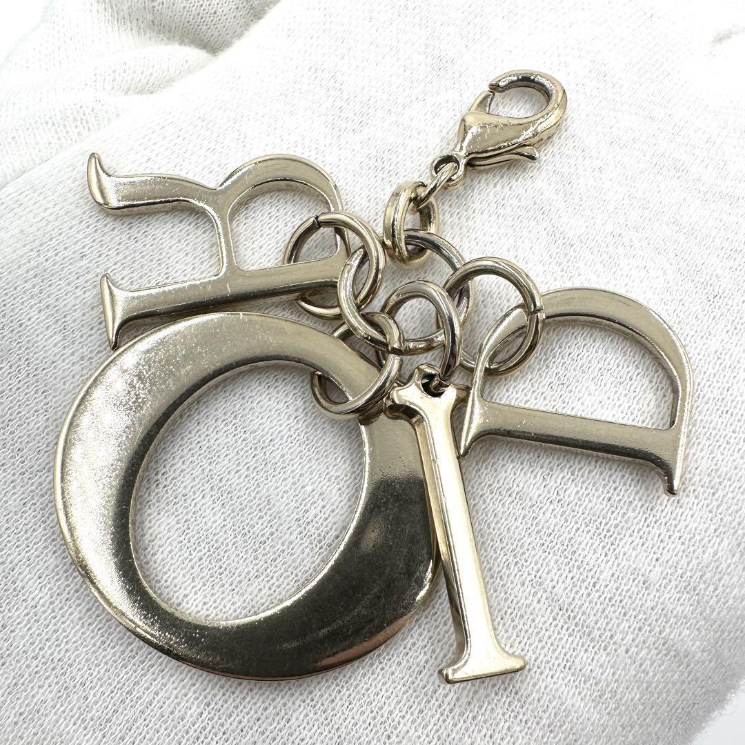 dior チャーム Christian Dior Charm Logo Charm Gold bag charm keyring