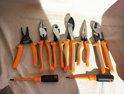 Klein Tools 7-Piece insulated  Hand Tool Set Pliers, Cutters & Screwdrivers
