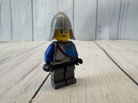 Lego #60097 ~ Statue-City Square Store Kings Knight (Castle) Minifigure Cty0583