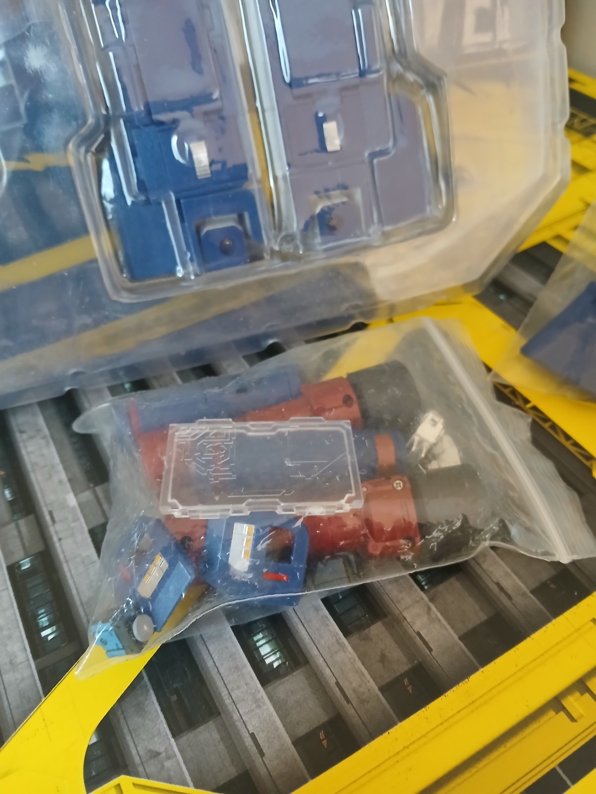 Picture 5 of 24