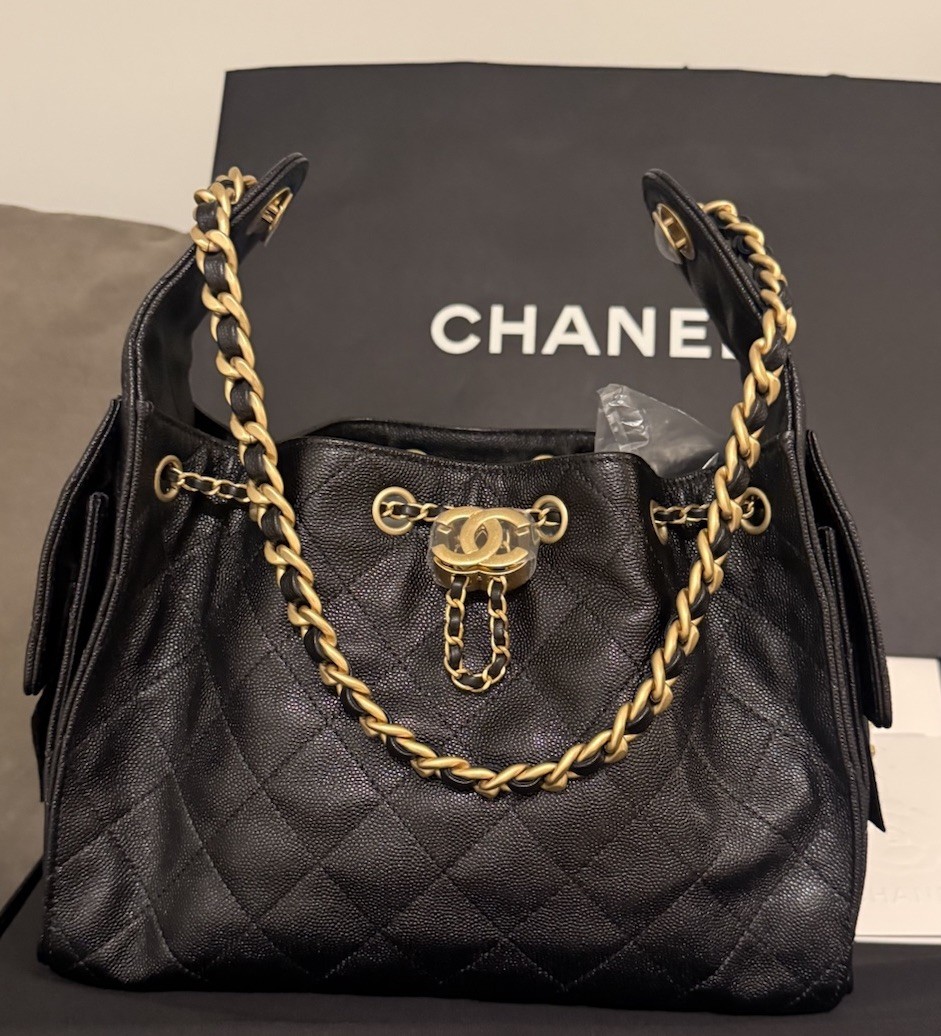 CHANEL25Hoboチェーンショルダーバッグ NEW Chanel 25 Hobo HandBag Small Black Grained Calfskin Leather