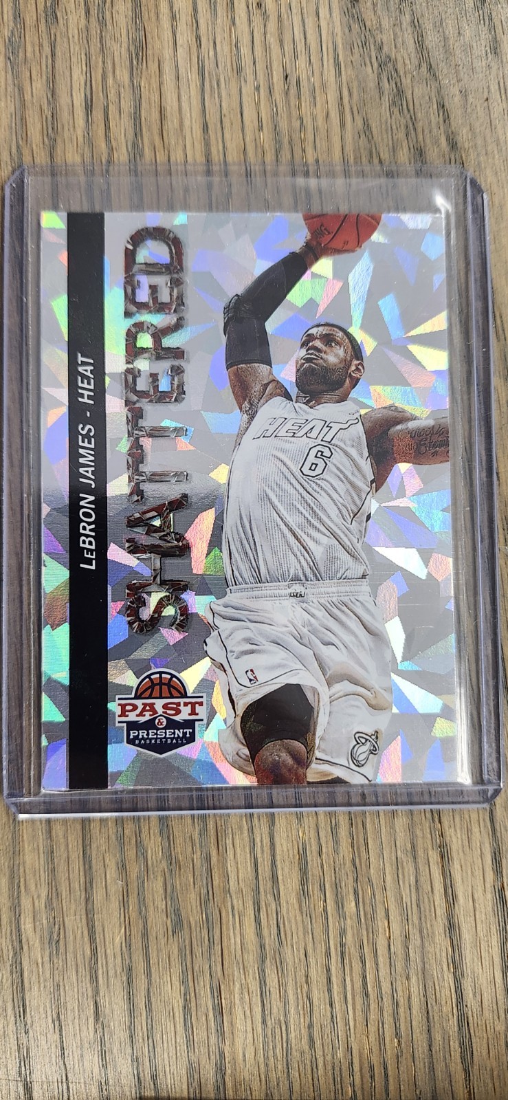 2012-13 Panini Past And Present Lebron James Shattered Cracked Ice Insert