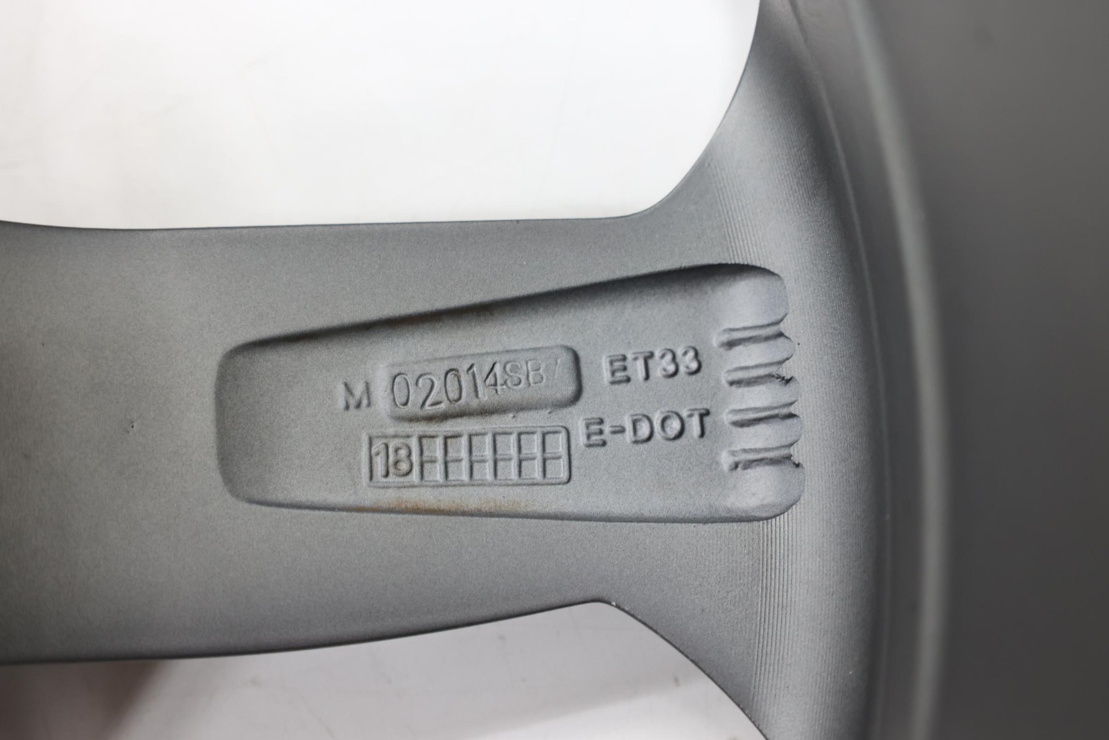 2019 - 2025 ALFA ROMEO GIULIA WHEEL RIM ALLOY 18X8J ET33 OEM 156109961