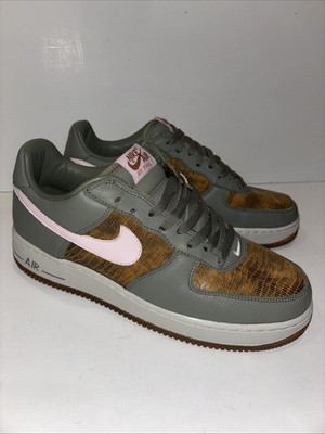  2005 NEW Nike Air Force 1 Premium Sz 9.5M/11W Classic Olive Pink Ice