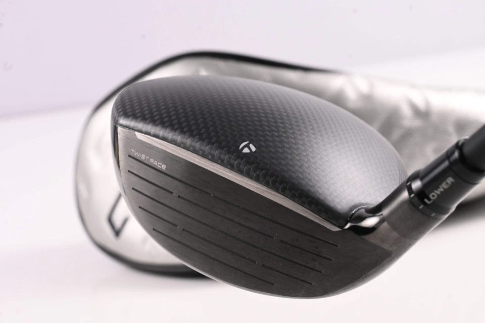 Taylormade Qi35 #3 Wood / 15 Degree / Regular Flex Fujikura Ventus Blue 5 Shaft - Image 4 of 4