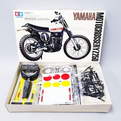 タミヤ ヤマハ モトクロッサー YZ250 1/6スケール s-l400.jpg