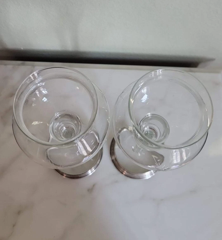 VTG PAIR 10 IN WALLACE TALL ETCHED CRYSTAL GLASS STERLING SILVER CANDLE HOLDERS  - Image 3 of 4